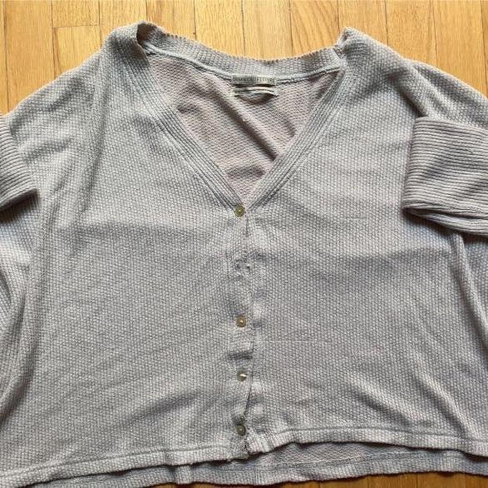 Urban Outfitters Sweater - Picture 3 of 5